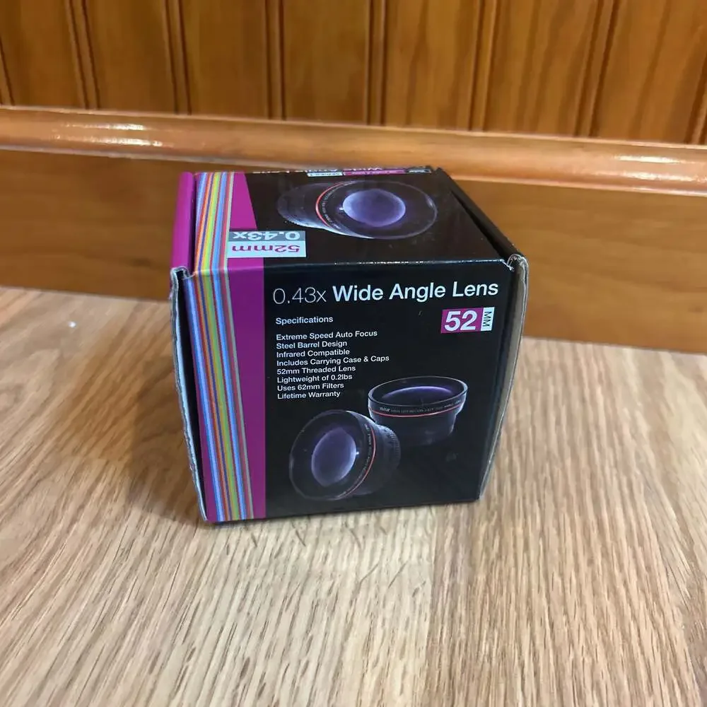 Vivitar Professional Wide Angle 52mm Autofocus Lens with Macro Series 1 New